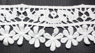 Leite poli agradável e branco decorativo da guarnição do laço com as flores regulares Eco-Amigáveis