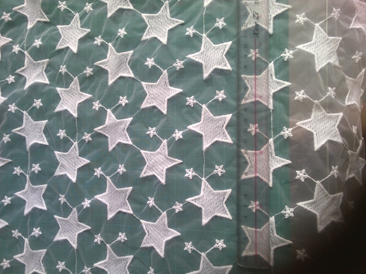 O organza de Qmilch do Pentagram bordou a tela do laço, tela do laço da estrela
