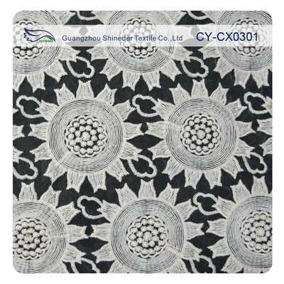 Tela bordada floral do laço, laço Scalloped Organza do algodão para a senhora Pingamento