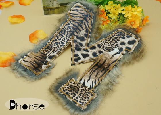 Leopardo da letra M Brown que imprime Applique frisado da guarnição para a roupa