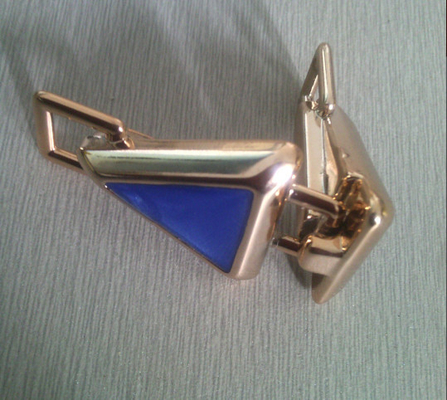 Forme a fivela de cinto de pano do ABS do azul e do ouro, fivelas de cinto frescas de 7cm