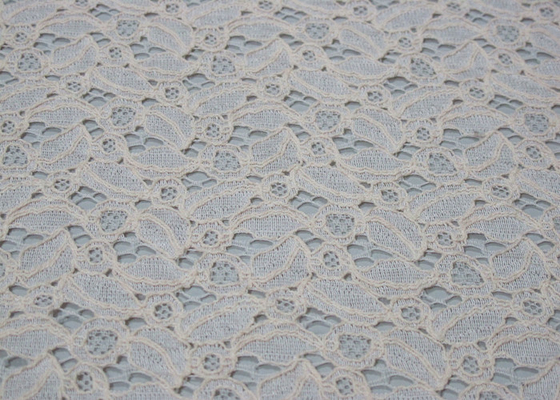 Tela de nylon do laço do algodão do marfim para vestidos