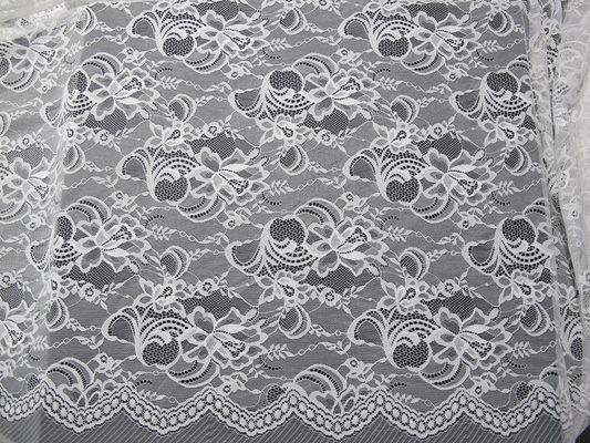 Floral suíço de nylon branco da tela do laço feito malha com laço da beira e borda da vieira