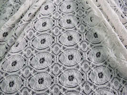 Tela de nylon do laço do algodão Psiquiatra-Resistente, tela geométrica CY-LW0154 da flor